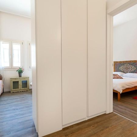 Snug Apartment With Private Courtyard M0270422677 Venecia Exterior foto