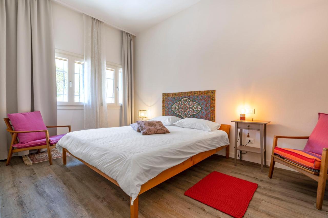 Snug Apartment With Private Courtyard M0270422677 Venecia Exterior foto