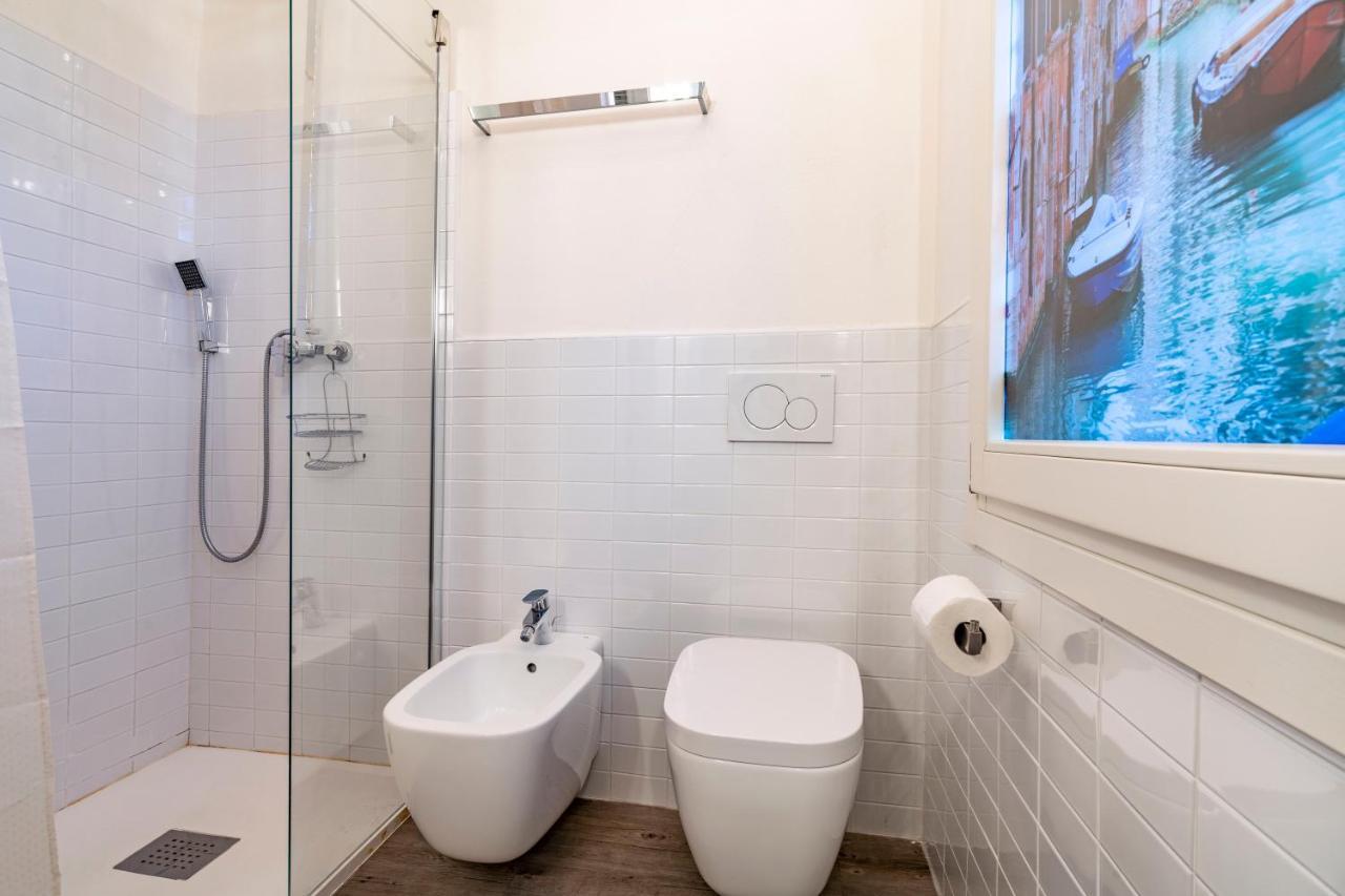 Snug Apartment With Private Courtyard M0270422677 Venecia Exterior foto